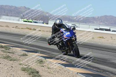 media/Oct-30-2025-Racers Edge (Thu) [[dabbdaf680]]/3-B Group/Session 3 (Turn 15 Inside)/